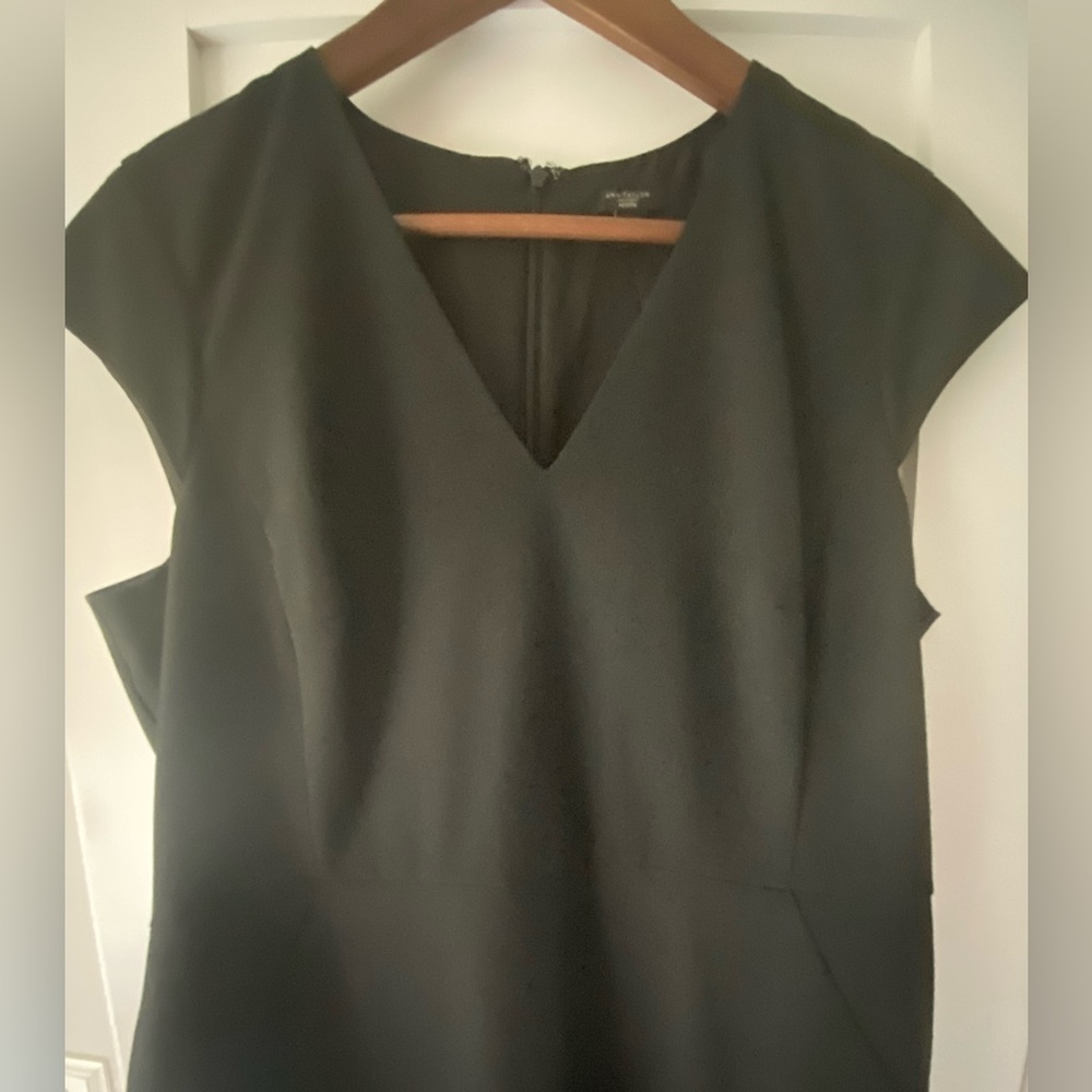 NWOT - Ann Taylor Factory Dress.